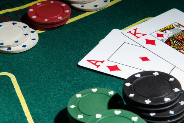 Katalog permainan rajabarbar mencakup sportsbook, live dealer, slot, dan esports
